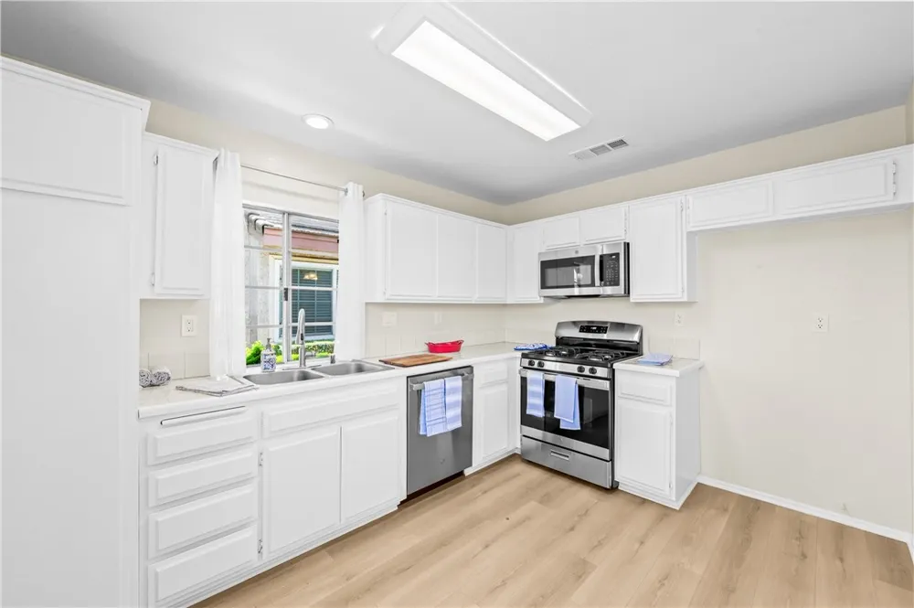 12525 Pinehurst El Monte, CA 91732