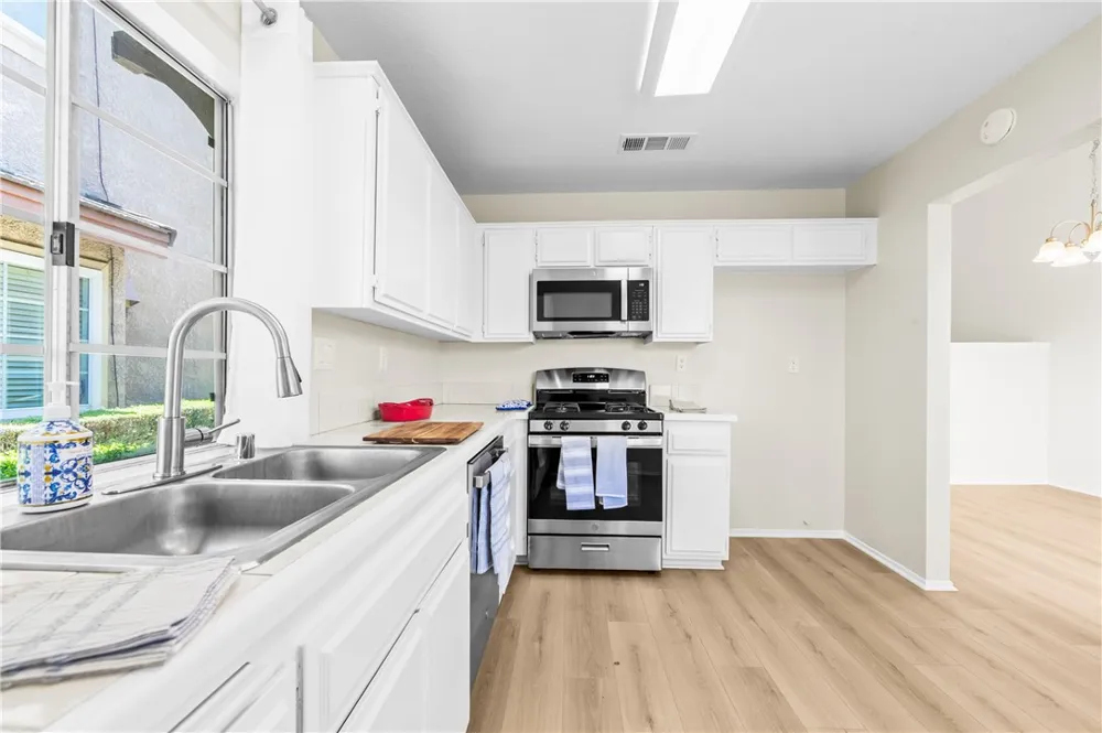 12525 Pinehurst El Monte, CA 91732