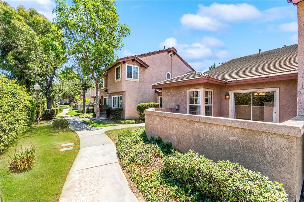 12525 Pinehurst El Monte, CA 91732
