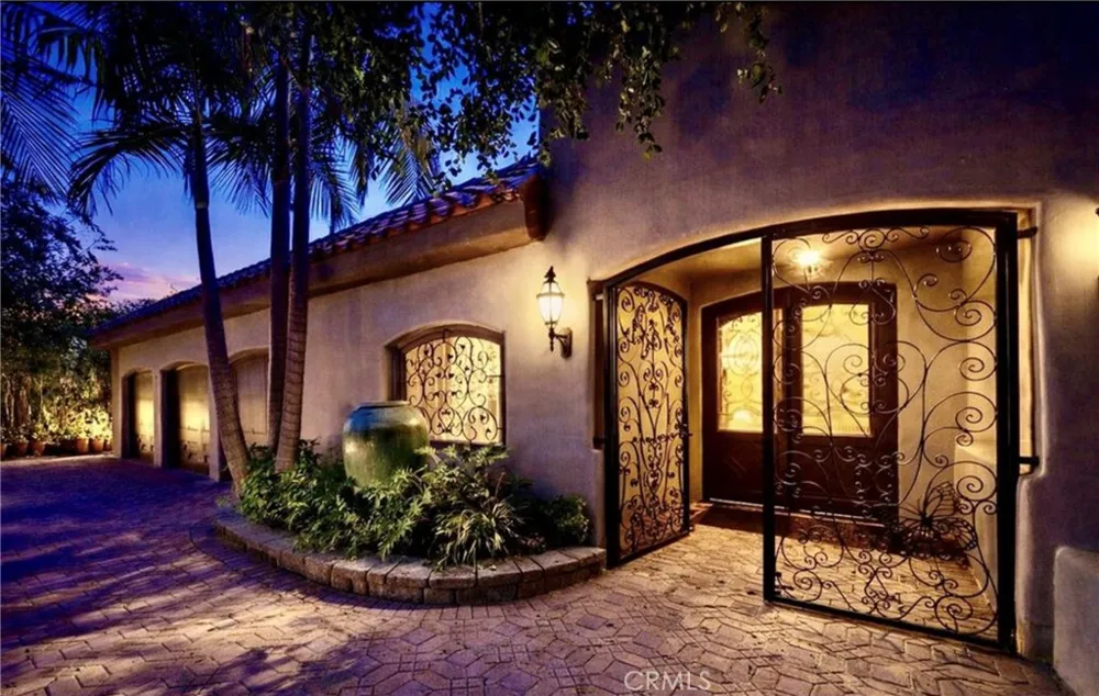 7218 Mulholland Los Angeles, CA 90068