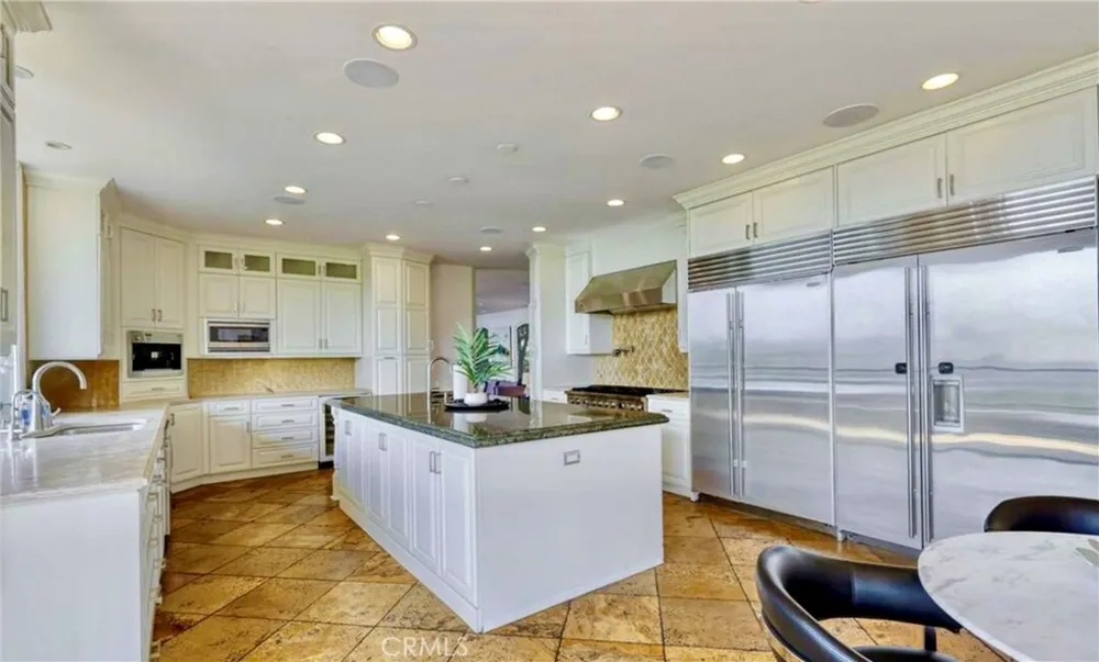 7218 Mulholland Los Angeles, CA 90068