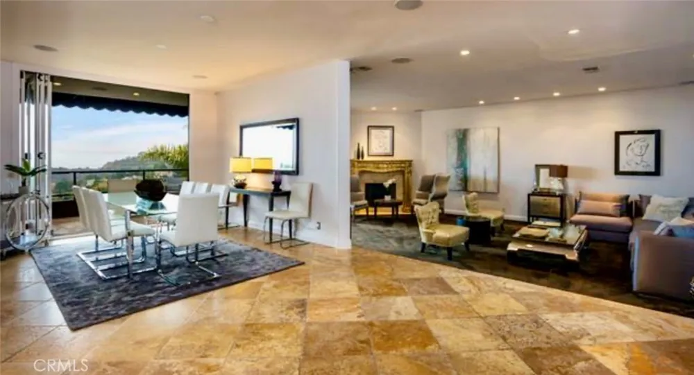 7218 Mulholland Los Angeles, CA 90068