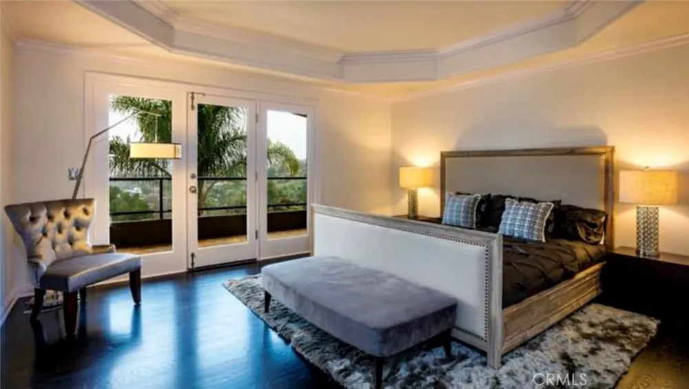 7218 Mulholland Los Angeles, CA 90068