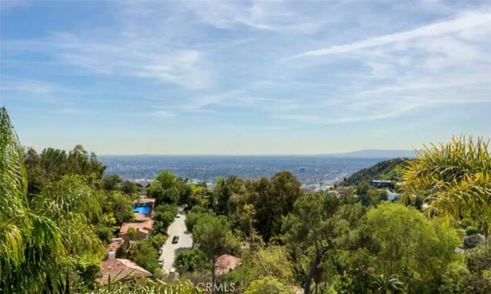7218 Mulholland Los Angeles, CA 90068