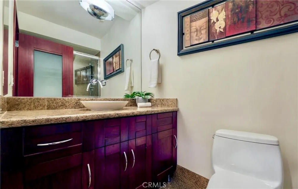 8827 Evanview Los Angeles, CA 90069
