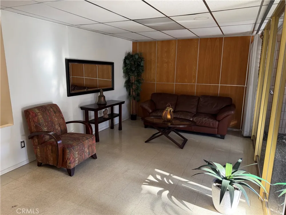 230 Linden #502 Long Beach, CA 90802