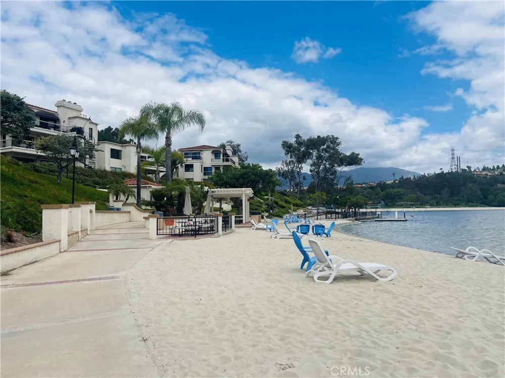 22446 Manacor #48 Mission Viejo, CA 92692