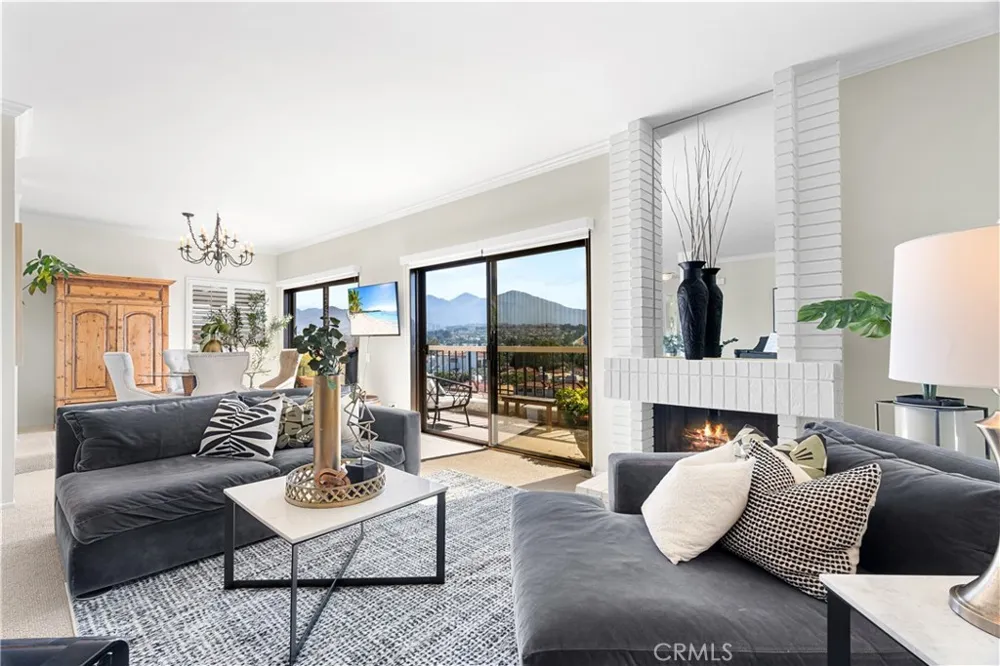 22446 Manacor #48 Mission Viejo, CA 92692