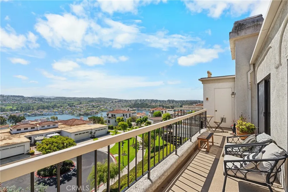 22446 Manacor #48 Mission Viejo, CA 92692