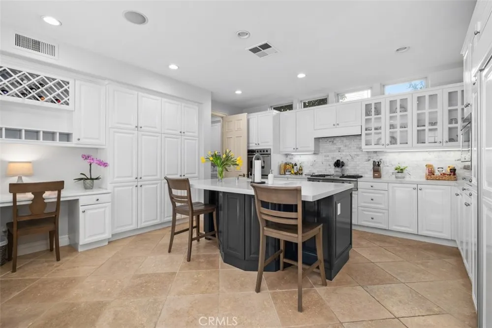 40 Crooked Stick Drive Newport Beach, CA 92660