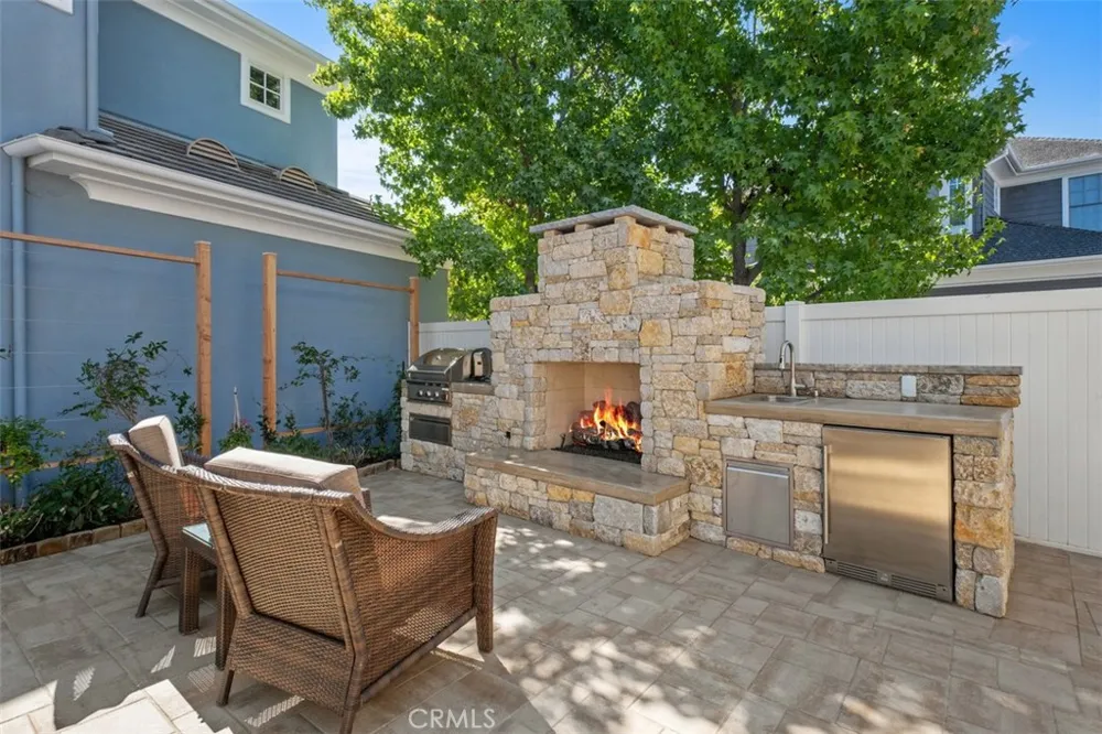 40 Crooked Stick Drive Newport Beach, CA 92660