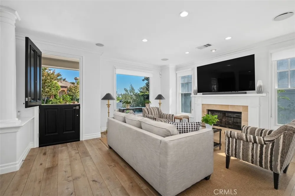 40 Crooked Stick Drive Newport Beach, CA 92660