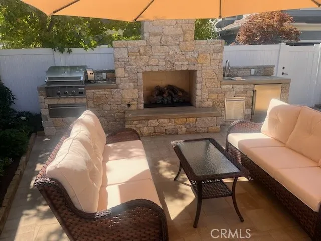 40 Crooked Stick Drive Newport Beach, CA 92660