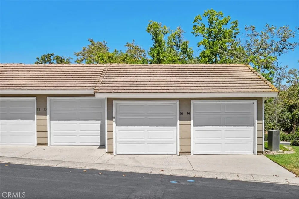 16 Green Brier Coto de Caza, CA 92679