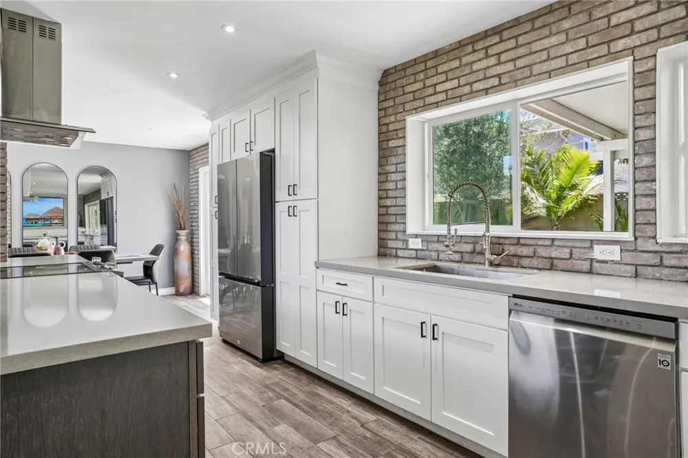 11652 Corinth Fountain Valley, CA 92708