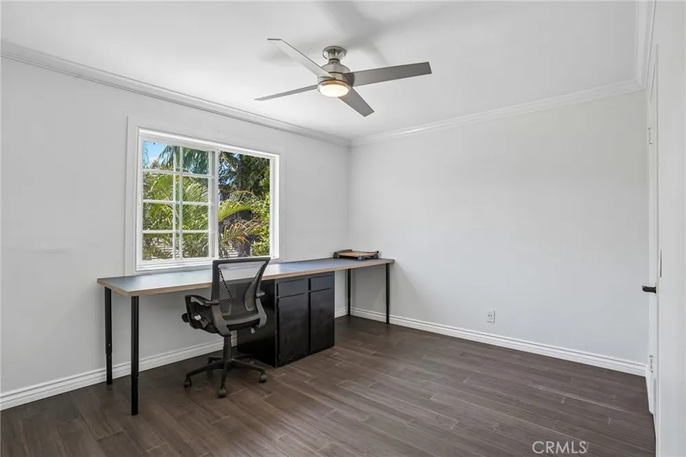 11652 Corinth Fountain Valley, CA 92708