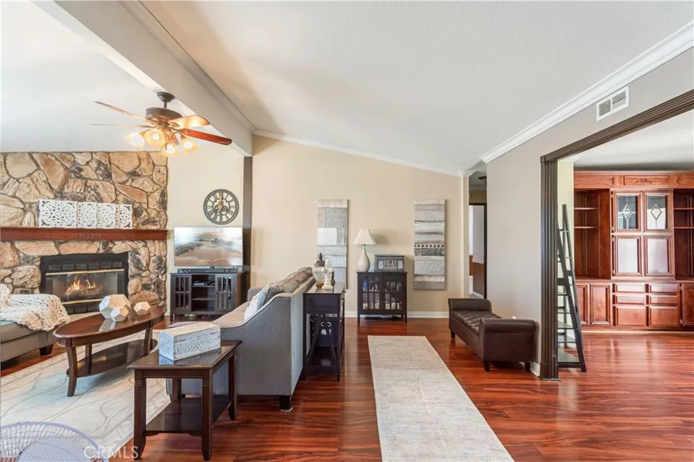1406 Tobago Drive Hemet, CA 92543