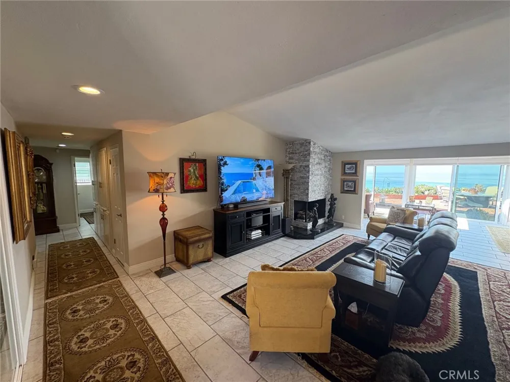 3005 La Ventana San Clemente, CA 92672
