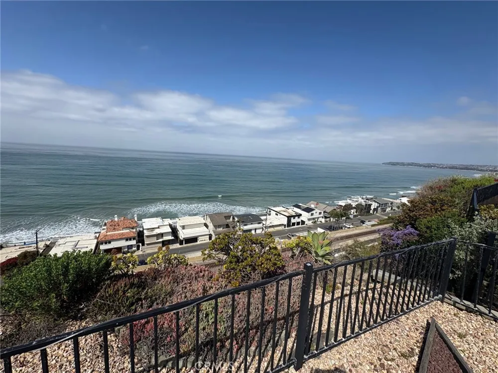 3005 La Ventana San Clemente, CA 92672