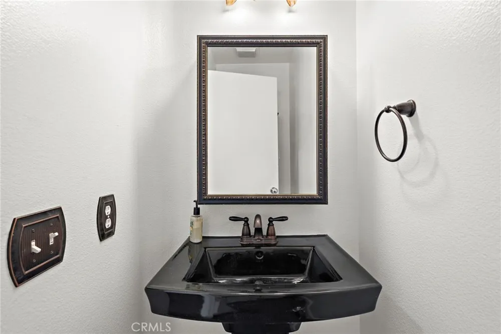 14840 Kara Court Tustin, CA 92780