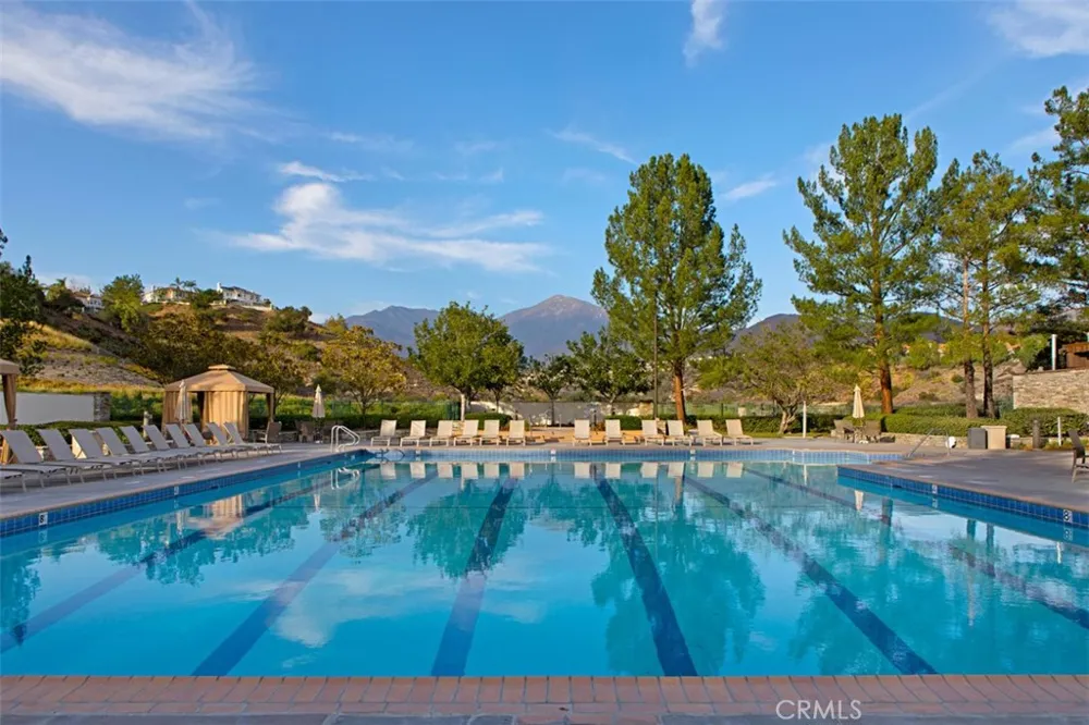 15 Highpoint Rancho Santa Margarita, CA 92679