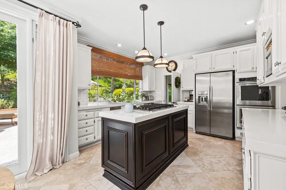 15 Highpoint Rancho Santa Margarita, CA 92679