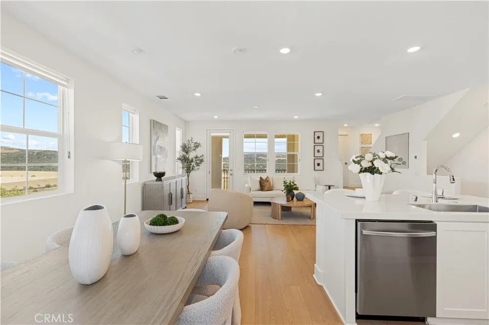 202 Heartland Way Rancho Mission Viejo, CA 92694