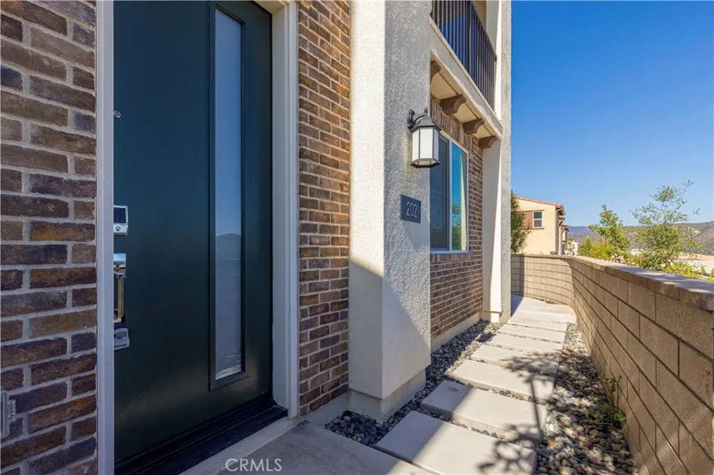 202 Heartland Way Rancho Mission Viejo, CA 92694