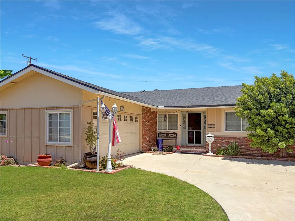 342 Ridgeway Ventura, CA 93004