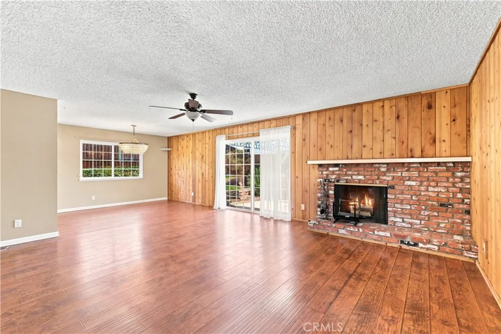 342 Ridgeway Ventura, CA 93004