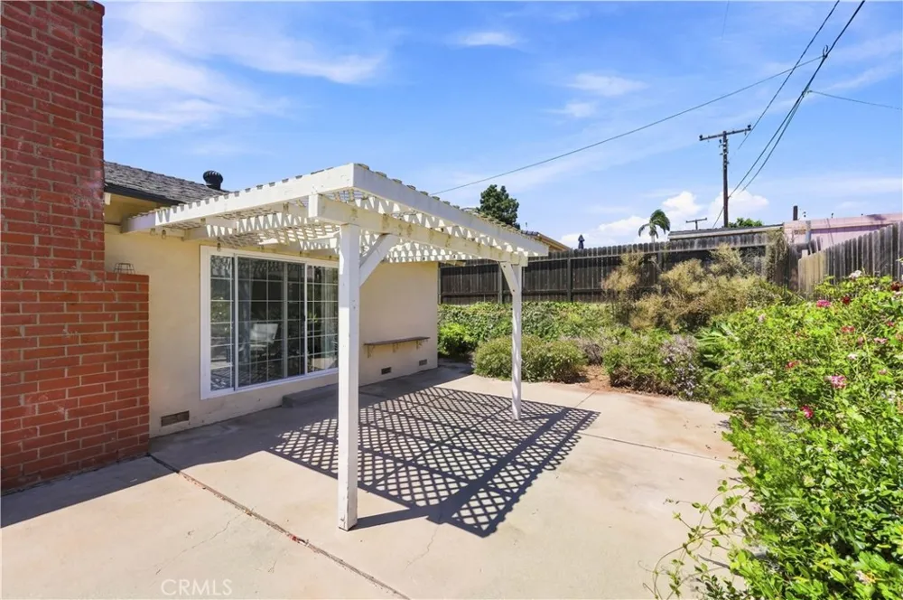 342 Ridgeway Ventura, CA 93004