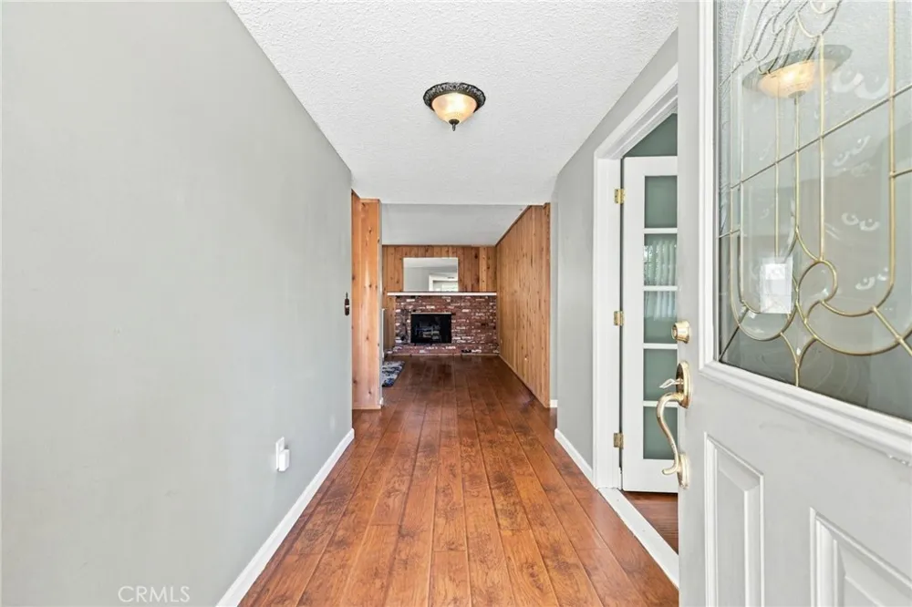 342 Ridgeway Ventura, CA 93004