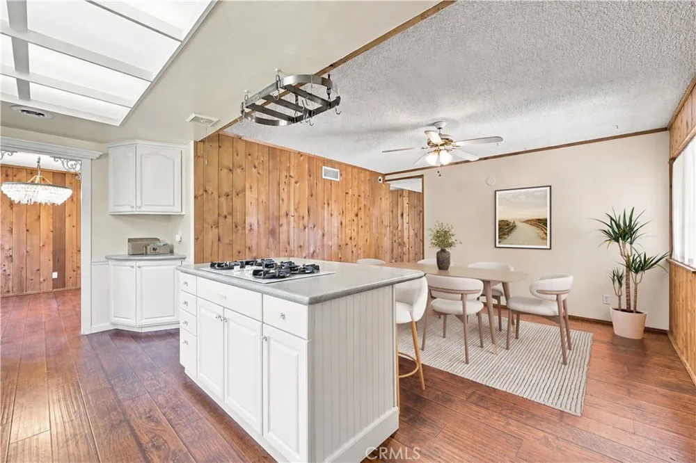 342 Ridgeway Ventura, CA 93004