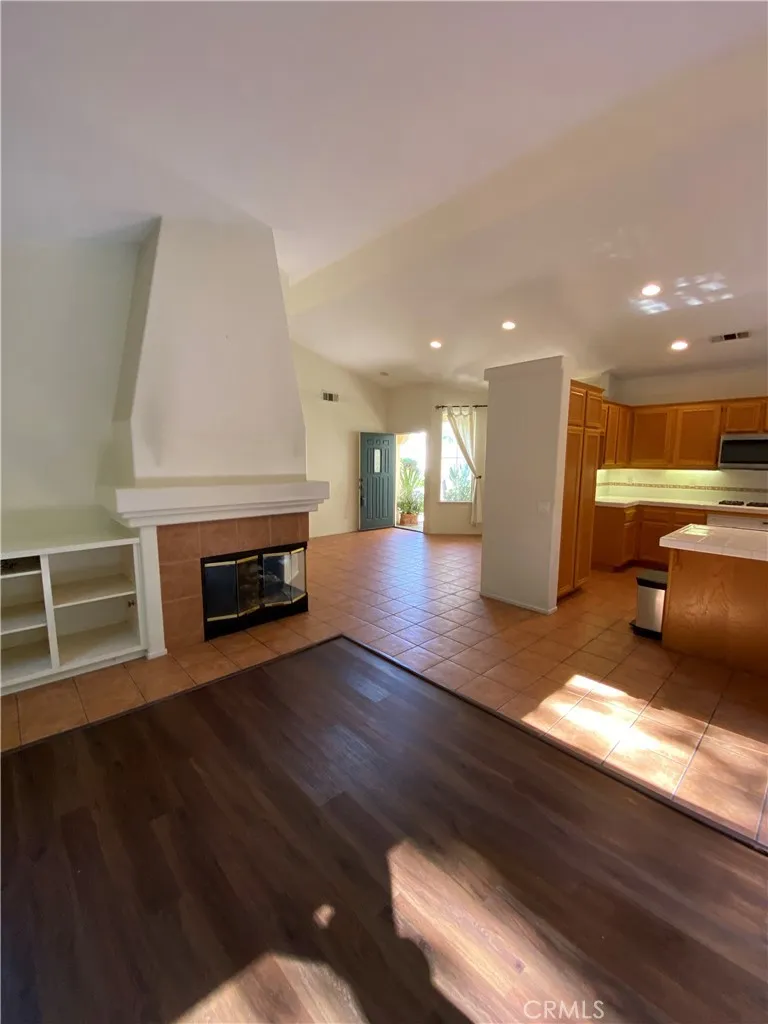 27 Colony Aliso Viejo, CA 92656
