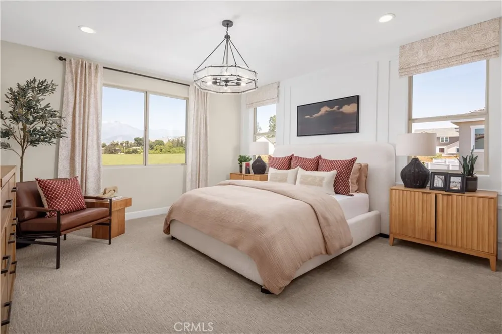 1431 Moore Street Redlands, CA 92374