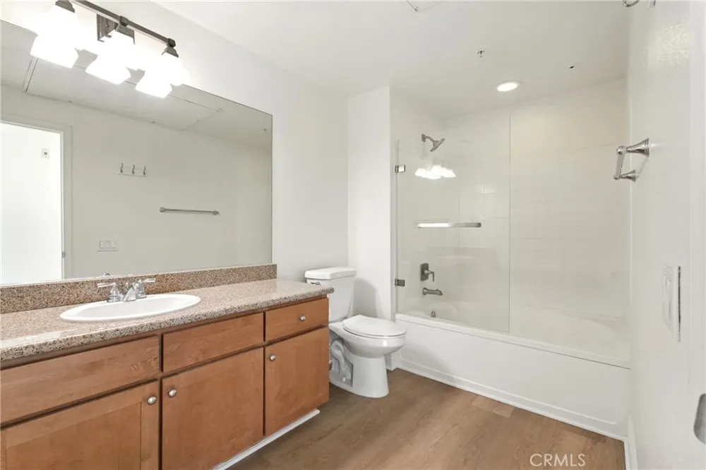 22681 Oakgrove #225 Aliso Viejo, CA 92656
