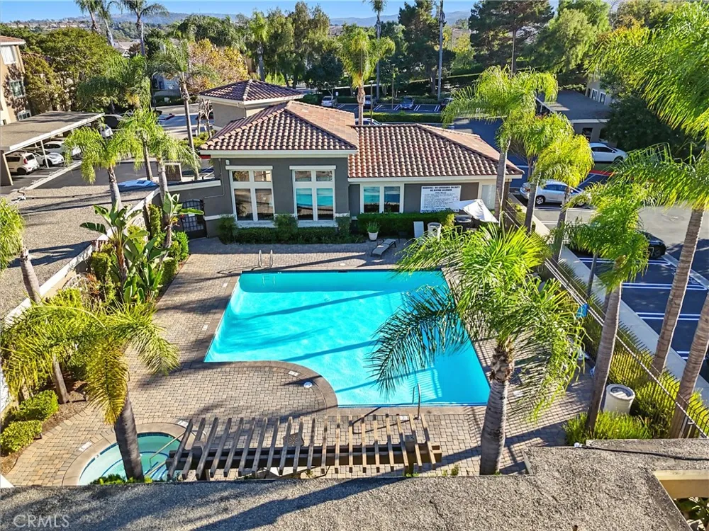 22681 Oakgrove #225 Aliso Viejo, CA 92656