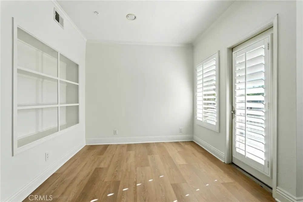 22681 Oakgrove #225 Aliso Viejo, CA 92656