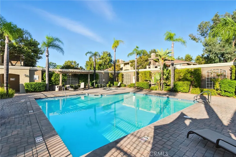 22681 Oakgrove #225 Aliso Viejo, CA 92656