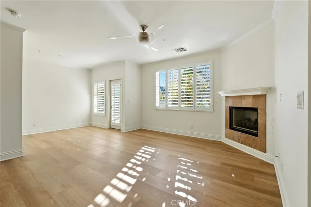 22681 Oakgrove #225 Aliso Viejo, CA 92656