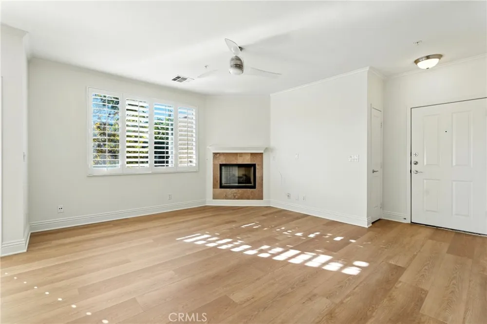 22681 Oakgrove #225 Aliso Viejo, CA 92656