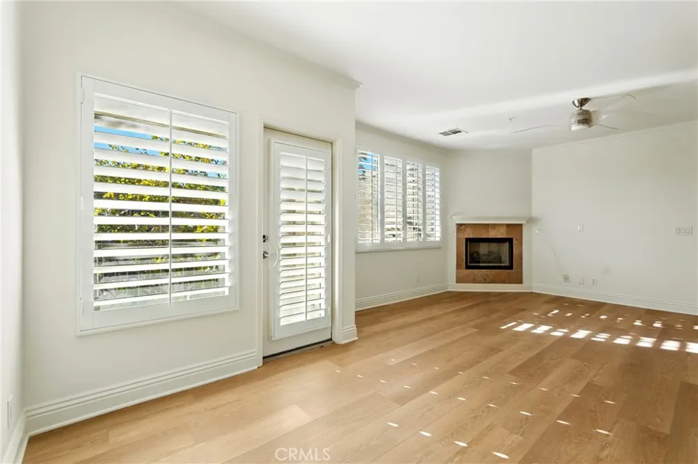 22681 Oakgrove #225 Aliso Viejo, CA 92656