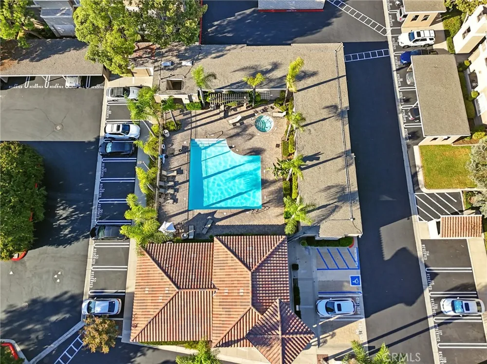 22681 Oakgrove #225 Aliso Viejo, CA 92656