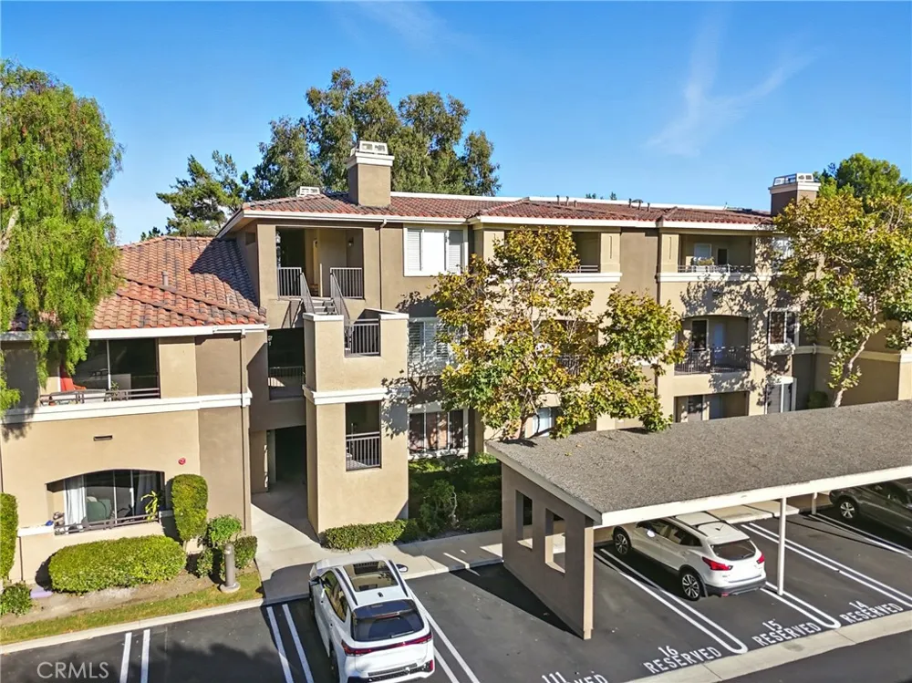 22681 Oakgrove #225 Aliso Viejo, CA 92656