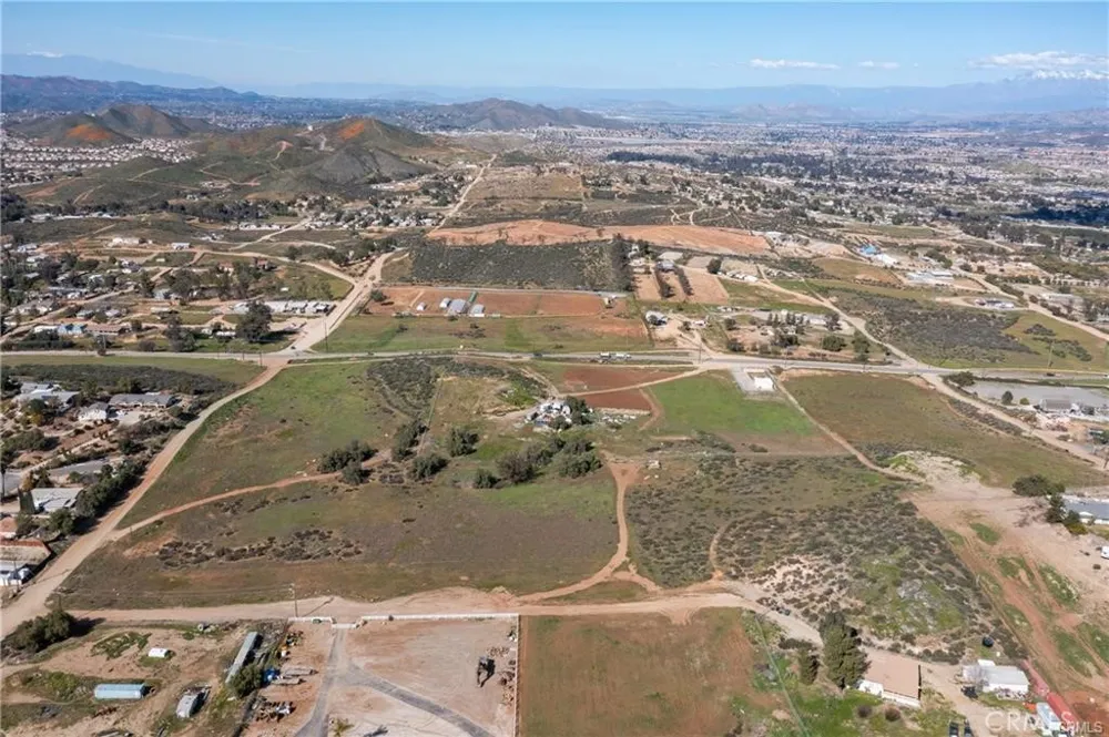 Felswood Avenue Menifee, CA 92584