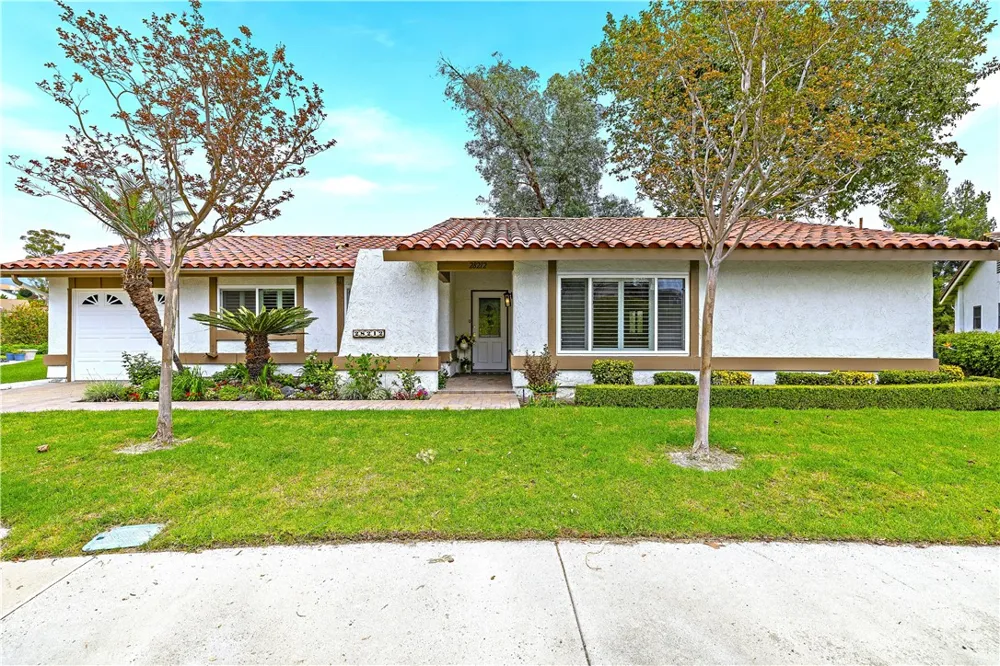 28212 VIA CERNUDA Mission Viejo, CA 92692