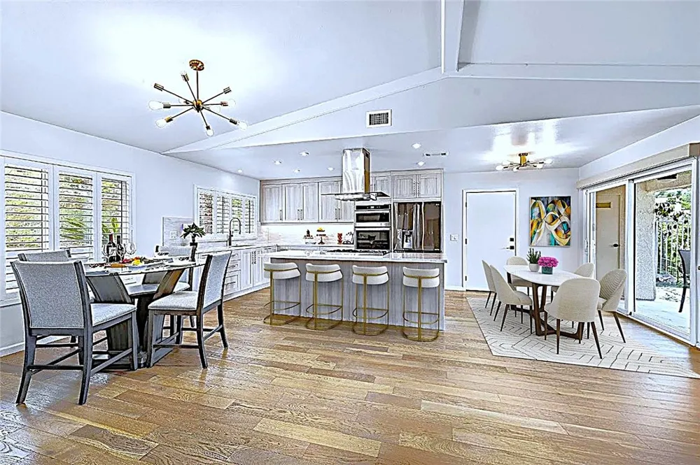 28212 VIA CERNUDA Mission Viejo, CA 92692