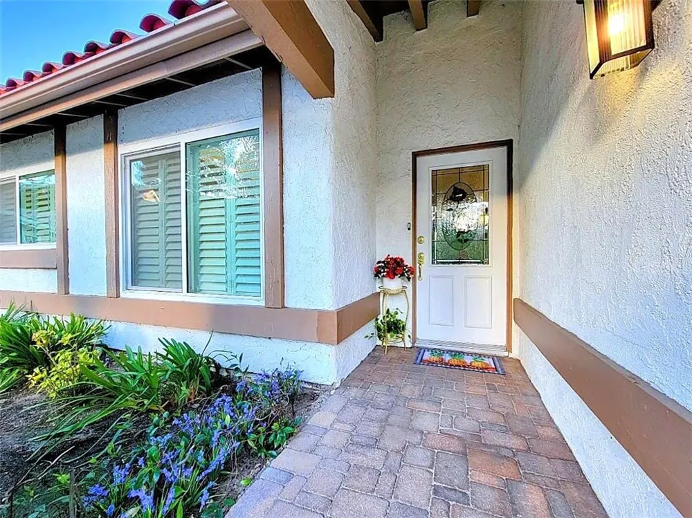 28212 VIA CERNUDA Mission Viejo, CA 92692