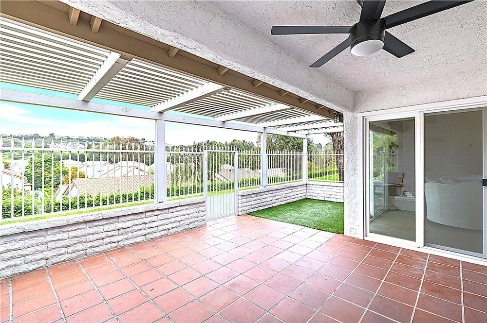 28212 VIA CERNUDA Mission Viejo, CA 92692