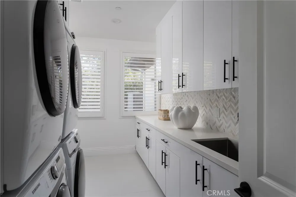 11236 Amberdale Drive Tustin, CA 92782